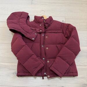 [The North Face] Forester Lowell Peak Down Jacket, Regal Red Hood as option
